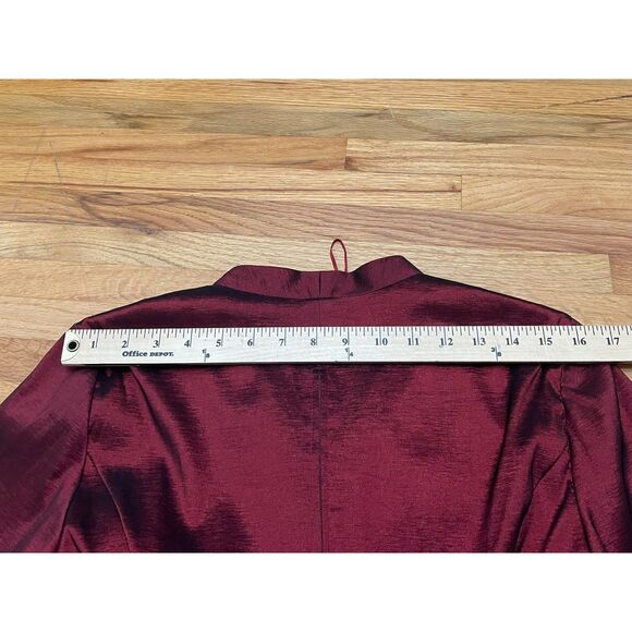 Alex Evenings Women's LP Red Blouse Polyester Top Metallic Taffeta Jewel Brooch - Picture 5 of 9